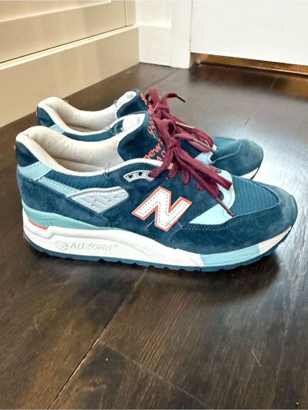 New Balance Teal & Light Blue Sneakers with Maroon Laces